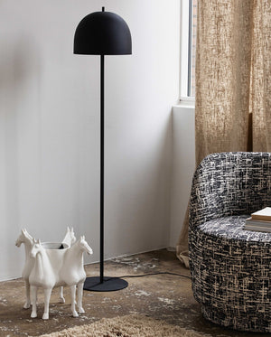 Lampadaire GLOW noir en situation