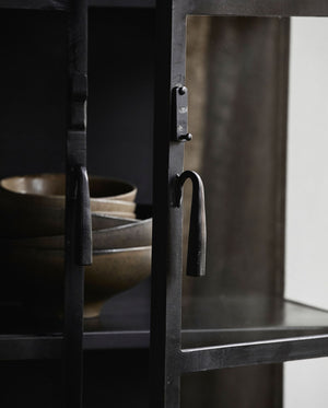 Buffet PHOENIX noir 2 portes, design élégant pour votre salle à manger - Buffet - BBart