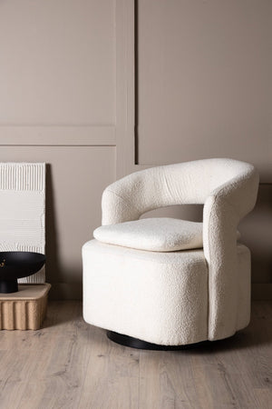 Fauteuil pivotant Laurel en situation dans un intérieur