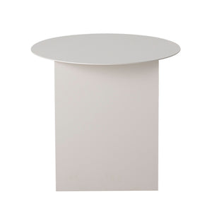 Table d’appoint en métal, l'accessoire pratique et stylé pour votre salon - Tables d'appoint