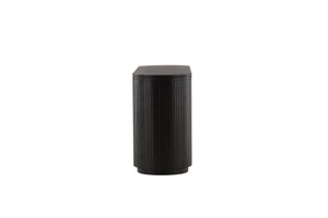 Enfilade noire vue sous un angle différent