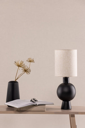 Lampe à poser MYSTERNA en situation dans un intérieur