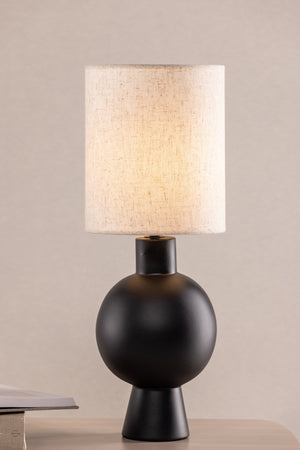 Lampe à poser MYSTERNA en situation