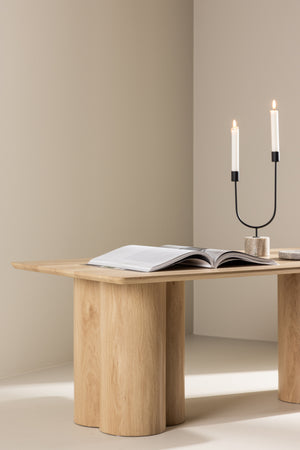 Table basse OLIVIA dans un intérieur contemporain