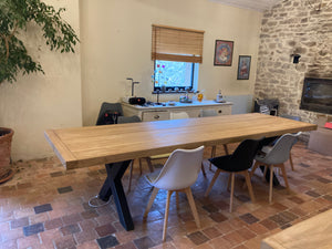 Table avec prise en chêne massif - BBart