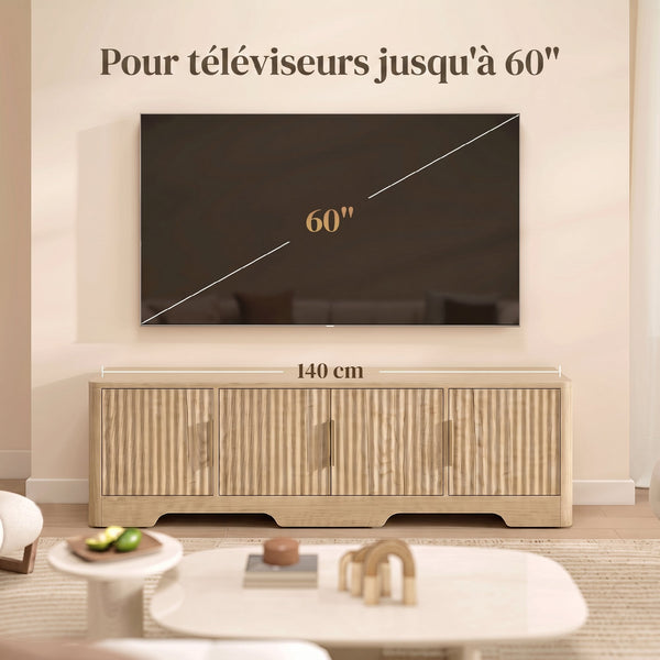 Meuble TV SOLA 140 cm – Effet chêne, portes cannelées, TV jusqu'à 60"