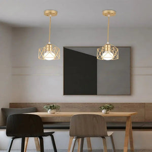 Suspension LED en fer doré et noir, la touche moderne et minimaliste BB'art meuble & déco