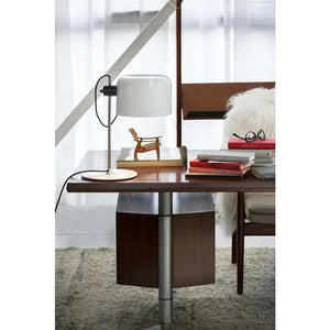 Élégante Lampe de Table à LED en Métal Design : Un Luminaire Décoratif Nordique pour Votre Salle de Lecture ou Bureau. BB'art meuble & déco