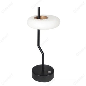 Lampe de Table Éclat Minimaliste Arletta - Design Élégant et Épuré pour Intérieurs Modernes