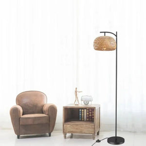 Lampadaire Bamboo Zen pour un salon détente