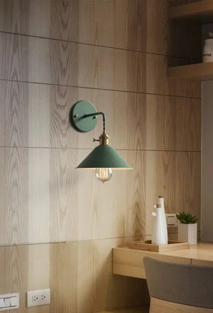 Applique murale Retro Loft – Luminaire rétro en métal vert pour la salle de bain