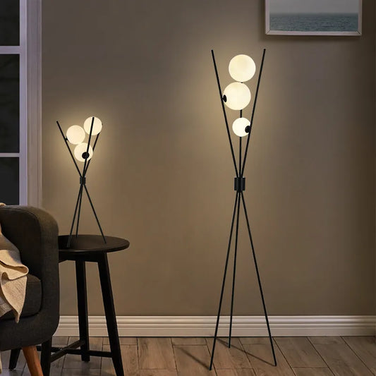 Lampadaire moderne Moon LED - Lampe sur pied trépied créative - simple et élégante