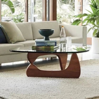 Table basse Glass-D – verre trempé triangulaire et bois massif