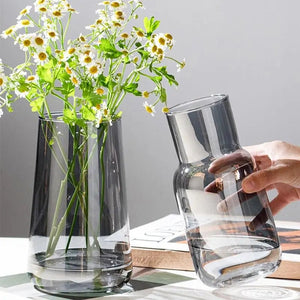 Vase en verre NORDIC: Touche nordique pour votre intérieur - Vase